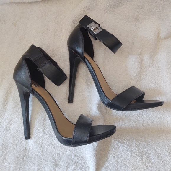 ⏰SM New York stiletto heals size 6.5 (T8) - Picture 4 of 6